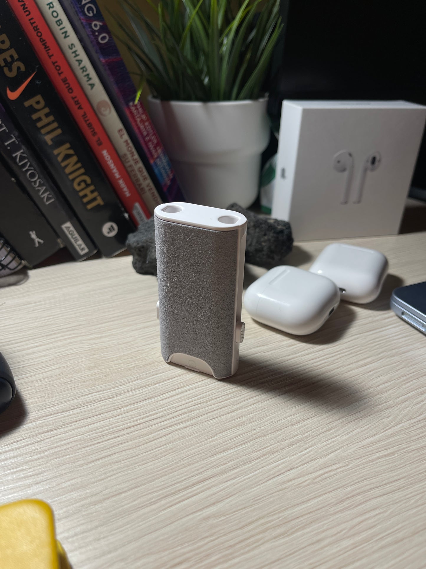 Limpiador Auriculares y móvil 5 en 1